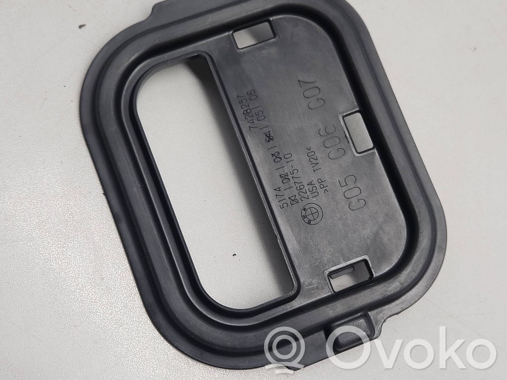Wlot / Kanał powietrza intercoolera   22677510,C05G06C07,G05G06G07,7428257