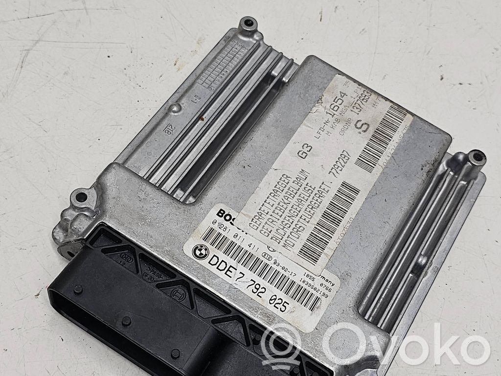 BMW 3 E46 Engine control unit/module 