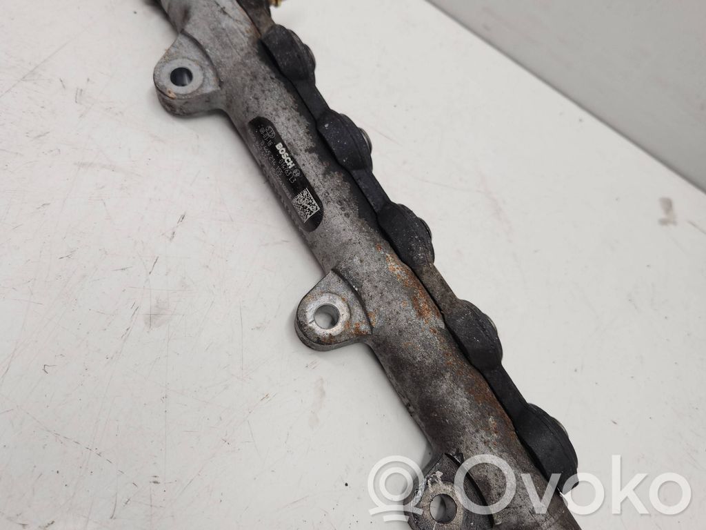 Opel Vivaro Rampă alimentare injectoare 