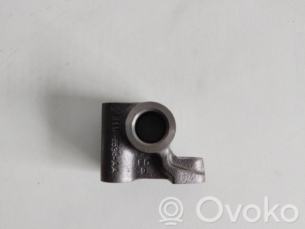 Camshaft holder bracket   844F6536AA