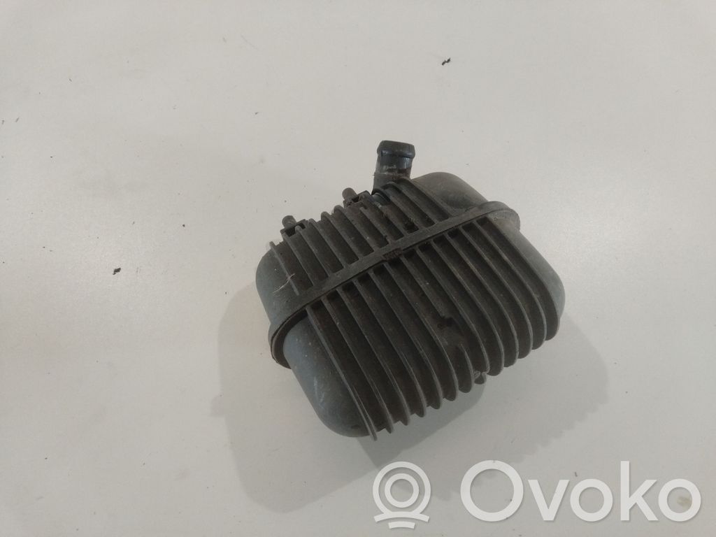 Tyhjiösäiliö   8E0129955B