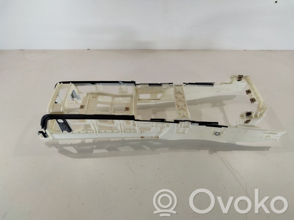 Audi A6 S6 C6 4F Center console 