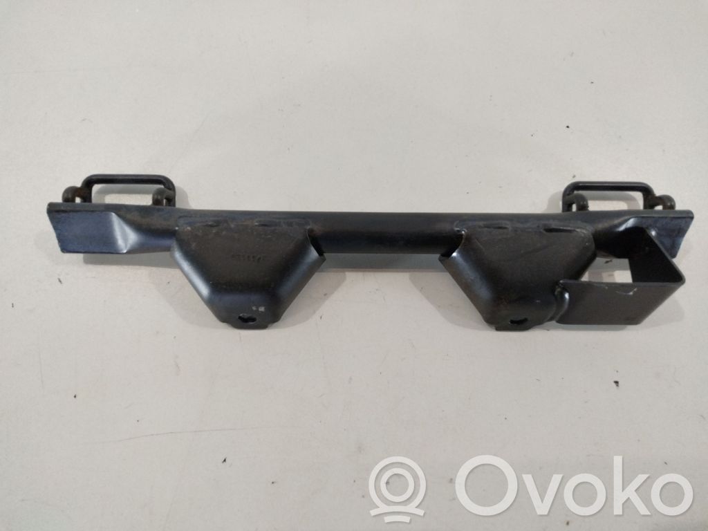 Soporte ISOFIX   8E0813546A