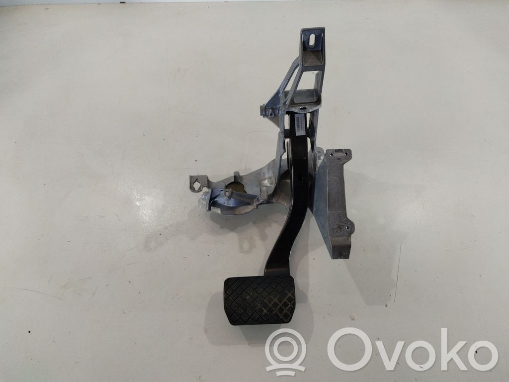 Audi A6 S6 C6 4F Assemblage pédale 