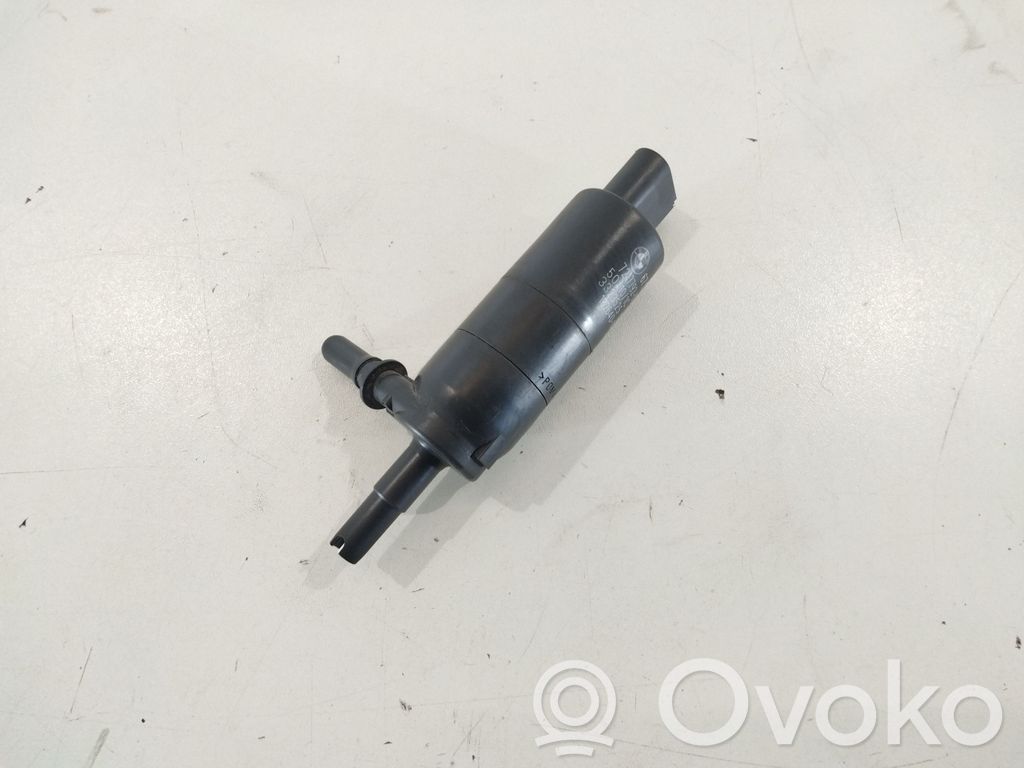 BMW 5 F10 F11 Headlight washer pump 