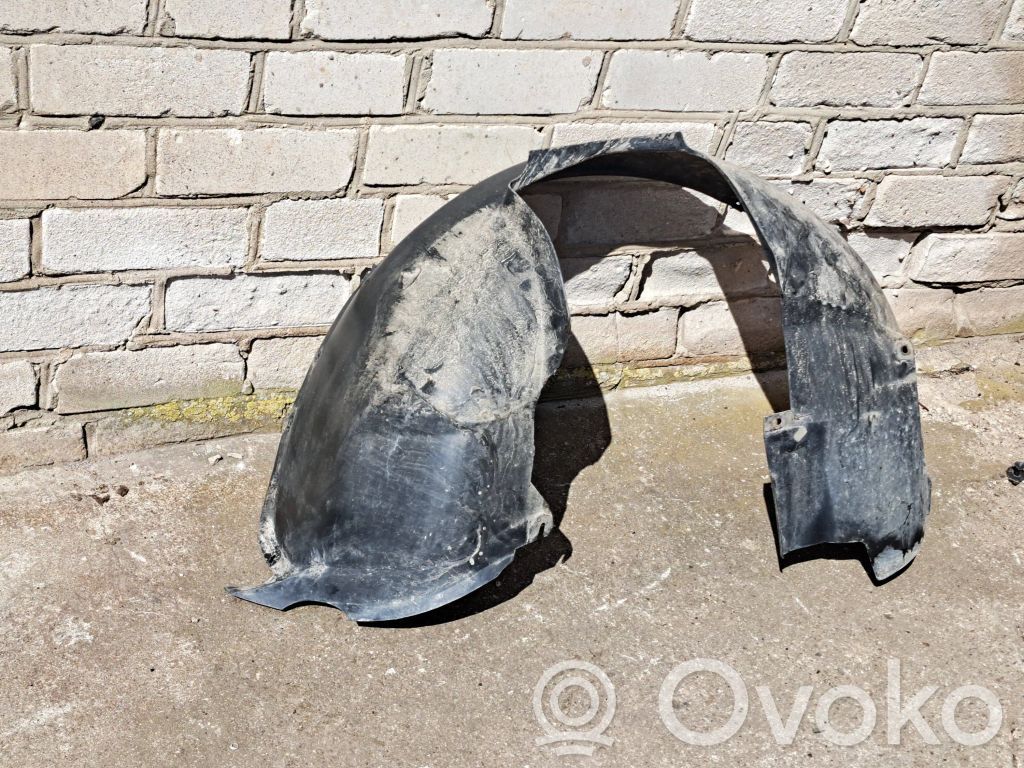 Volvo V70 Priekinis posparnis 