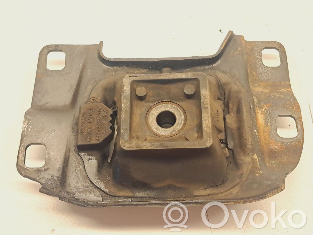 Volvo V50 Engine mount bracket 