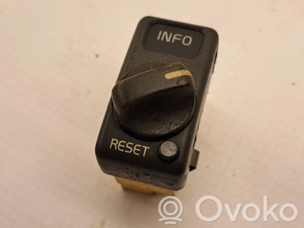 Volvo S70  V70  V70 XC On-board computer control switch 