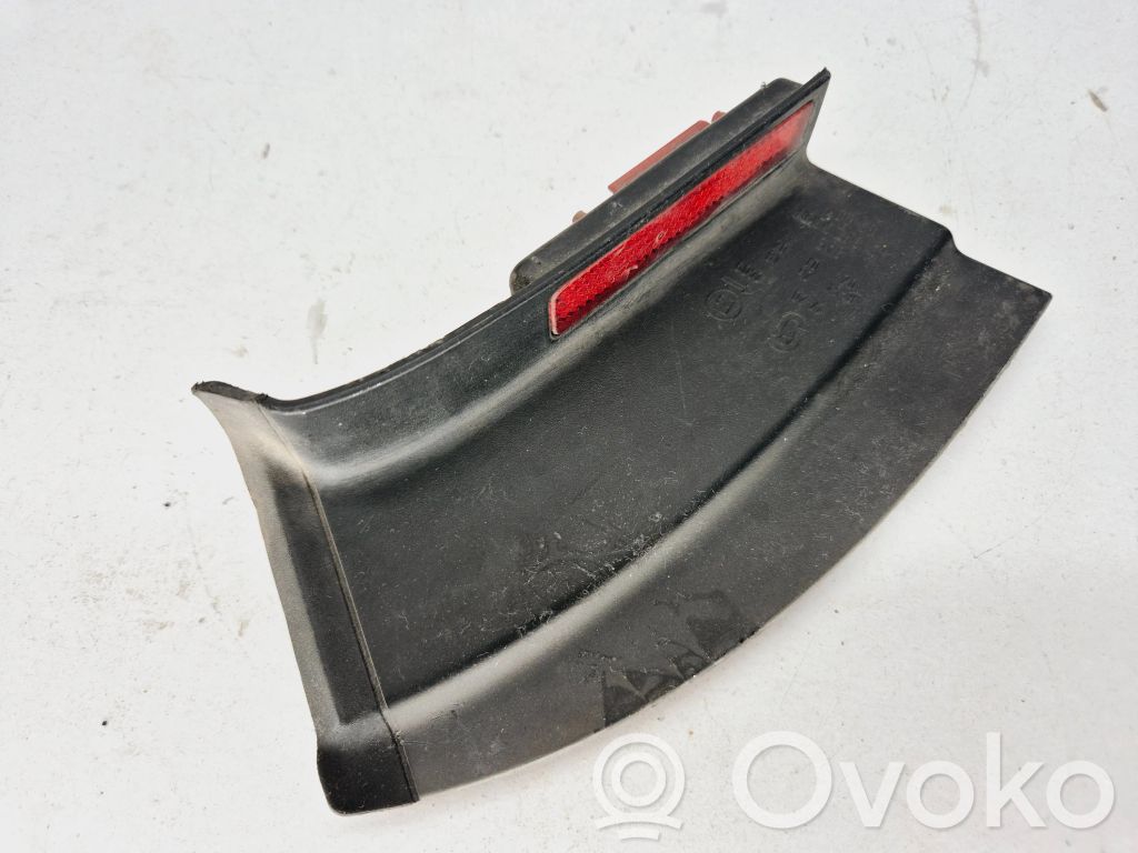 Volkswagen PASSAT B6 Odblask lampy tylnej 