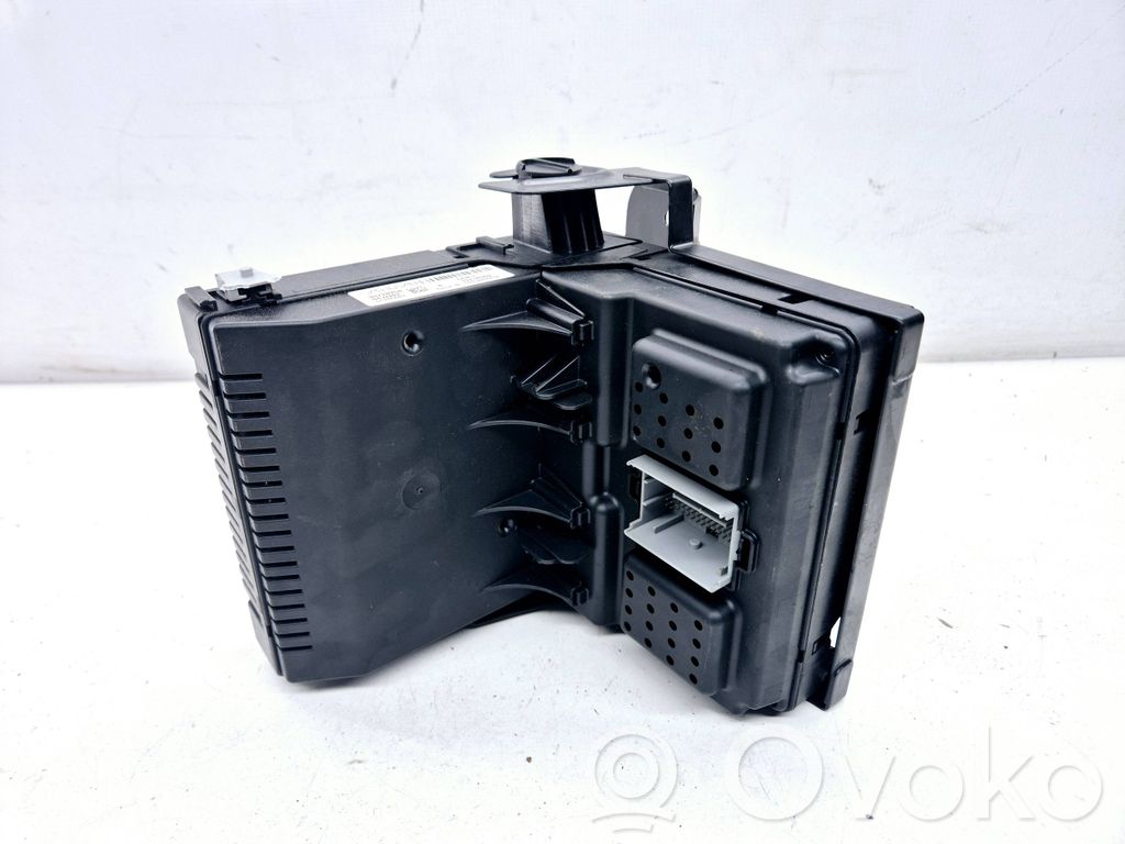Volvo V70 Comfort/convenience module 