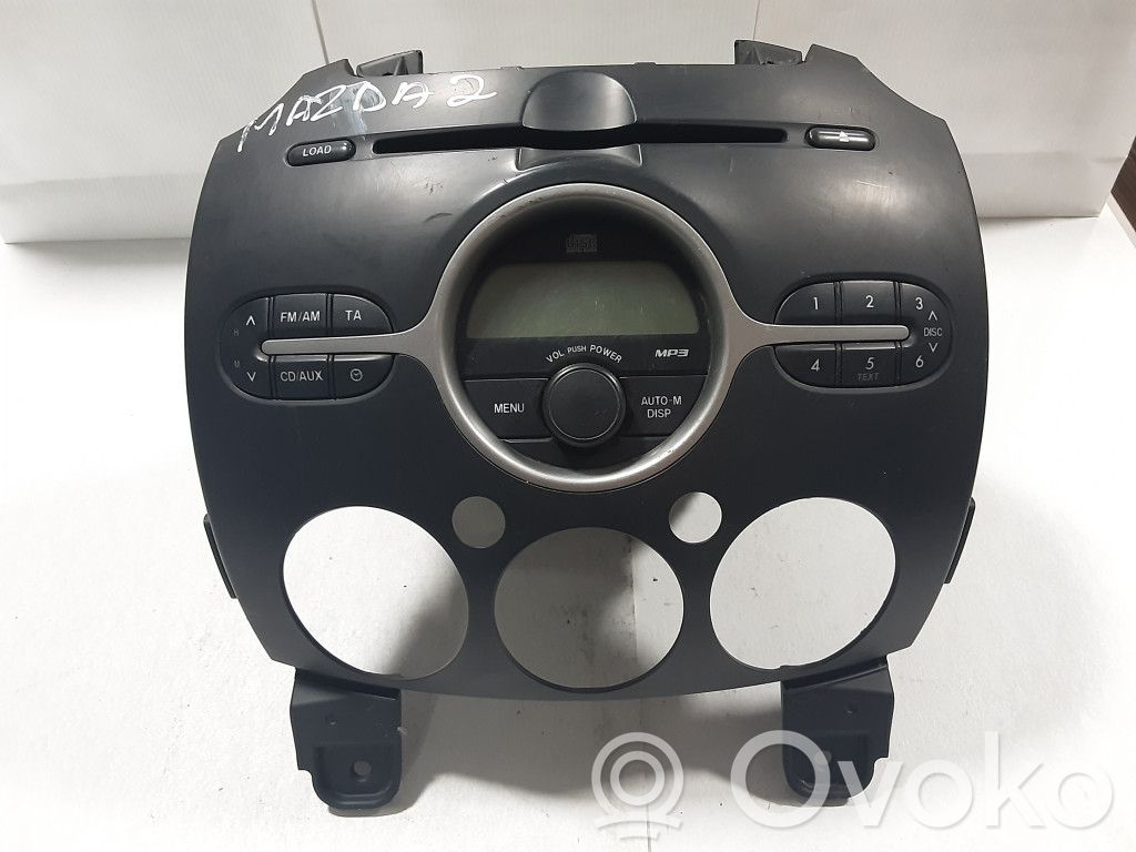 Mazda 2 Radio / CD/DVD atskaņotājs / navigācija 