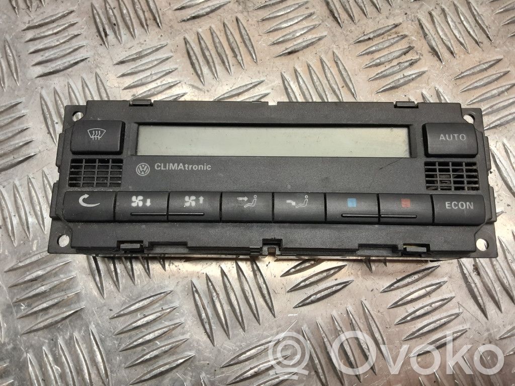Volkswagen PASSAT B5.5 Unitate control climatizare 