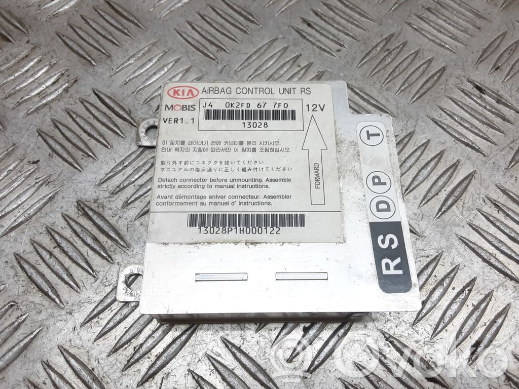 KIA Carens I Airbag control unit/module 