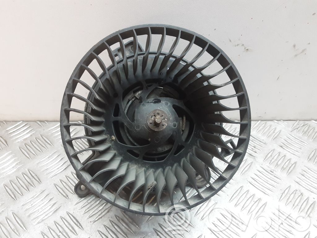 Citroen Berlingo Mazā radiatora ventilators 