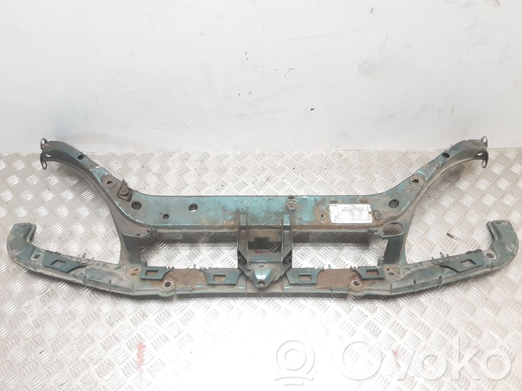 Ford Focus Radiatorių panelė 