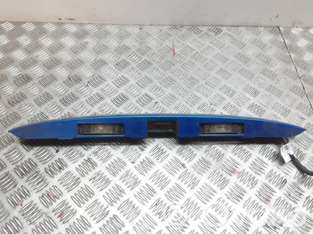 Nissan Note (E11) Barra de luz de la matrícula/placa de la puerta del maletero 