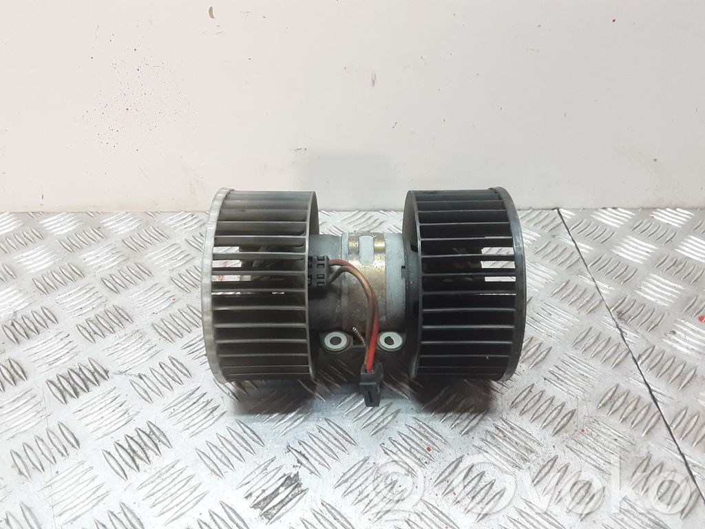 Mazā radiatora ventilators   70669