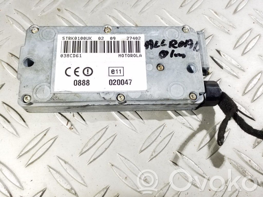 Audi A6 Allroad C5 Tālruņa vadības bloks 