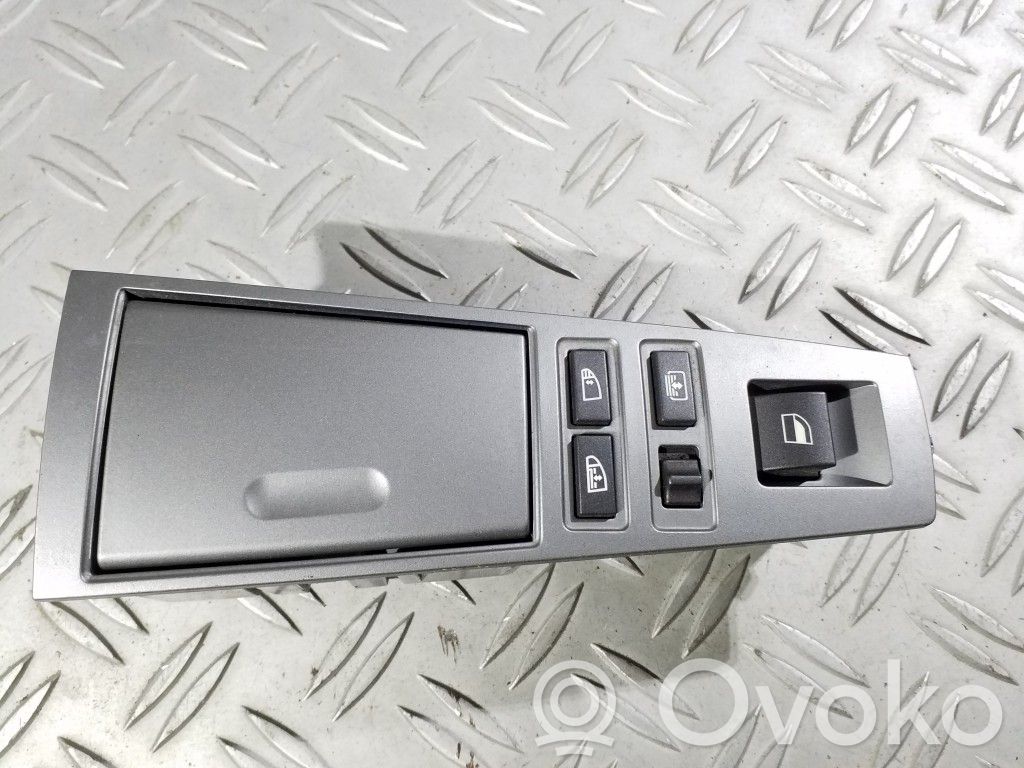 BMW 7 E65 E66 Elektrisko logu slēdzis 