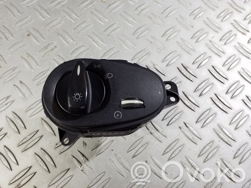 Light switch   98AG13A024EE,04052543