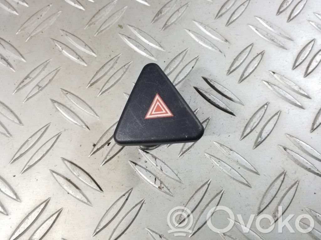 Ford Fusion Botón interruptor de luz de peligro 