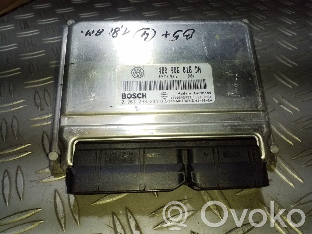 Volkswagen PASSAT B5.5 Engine control unit/module ECU 
