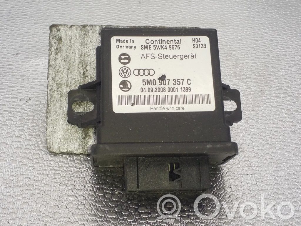 Volkswagen PASSAT CC Sterownik / Moduł świateł LCM 