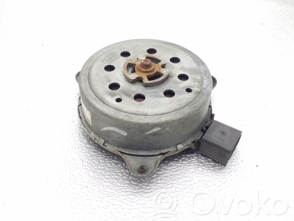 Audi A4 S4 B8 8K Elektryczny wentylator chłodnicy 