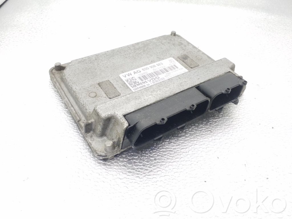 Volkswagen Polo IV 9N3 Engine control unit/module ECU 