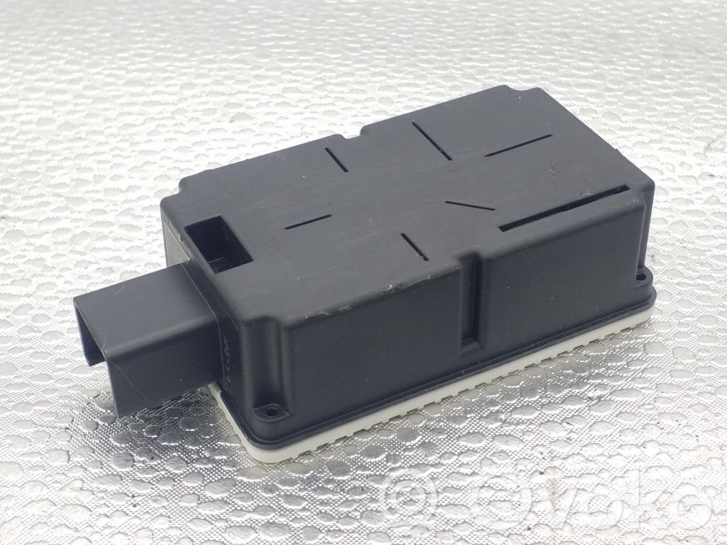 Door central lock control unit/module   31268992,J38AA