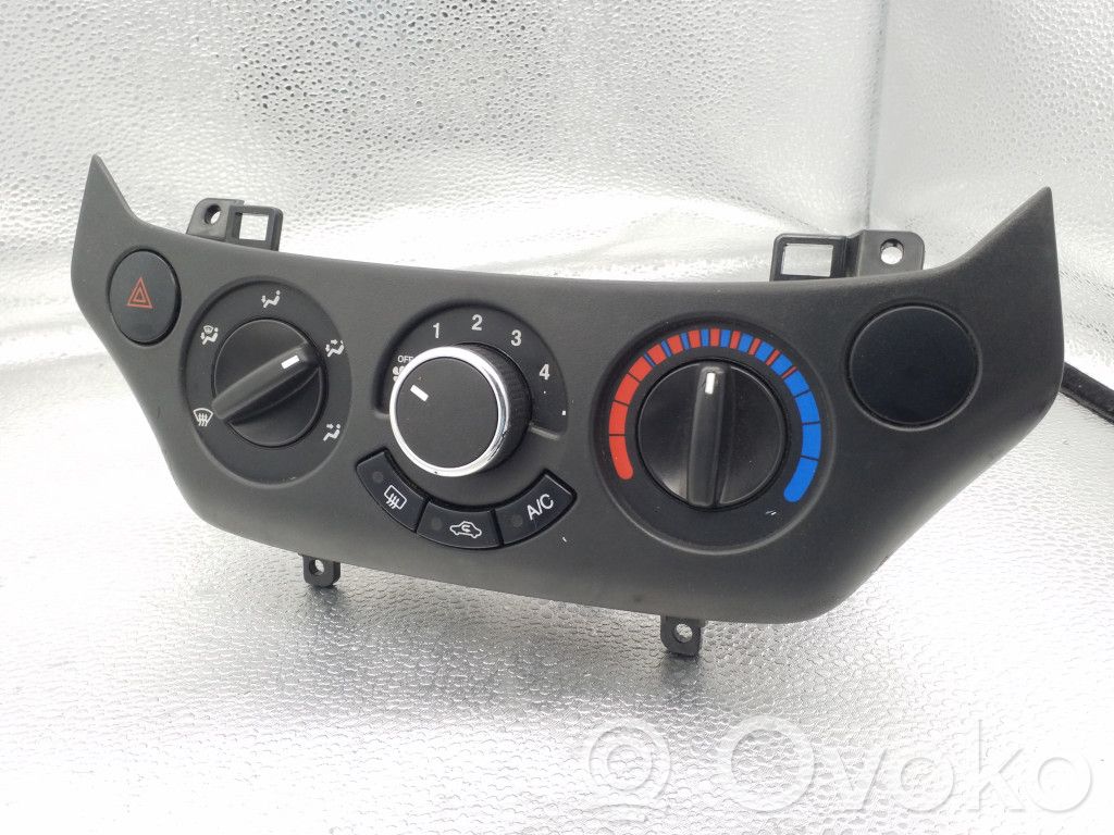 Chevrolet Aveo Climate control unit 