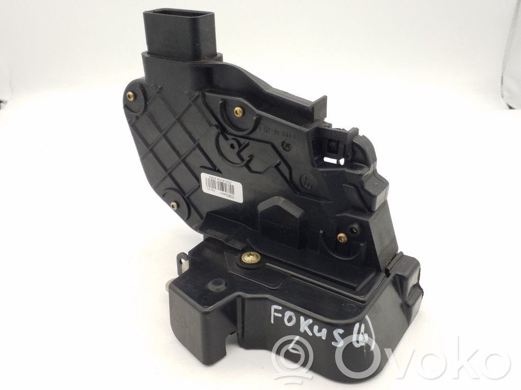 Ford Focus Priekšpusē slēdzene 