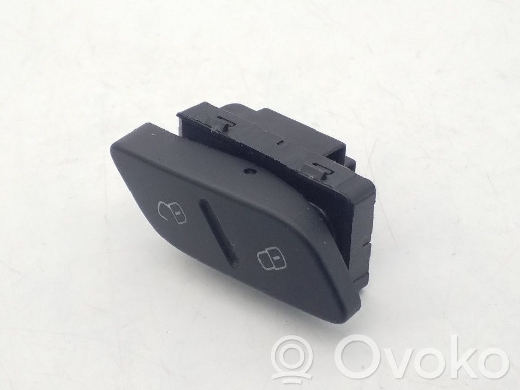 Volkswagen Jetta VI Central locking switch button 