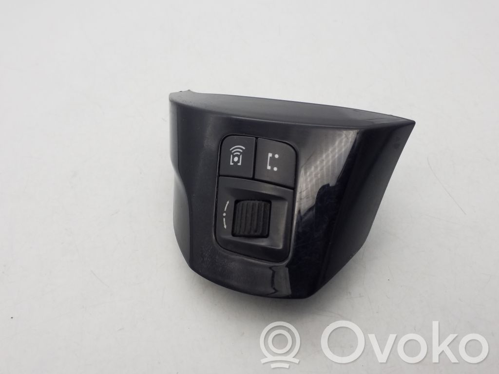 Opel Corsa D Steering wheel buttons/switches 