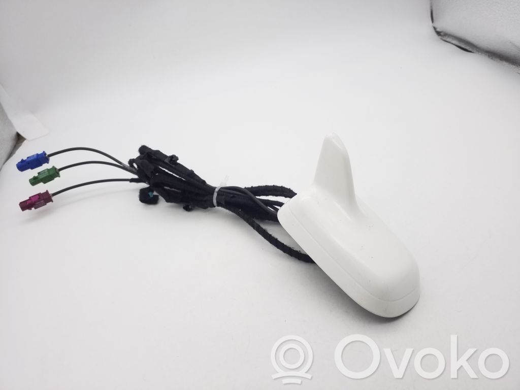 Audi A4 S4 B8 8K Antenna GPS 
