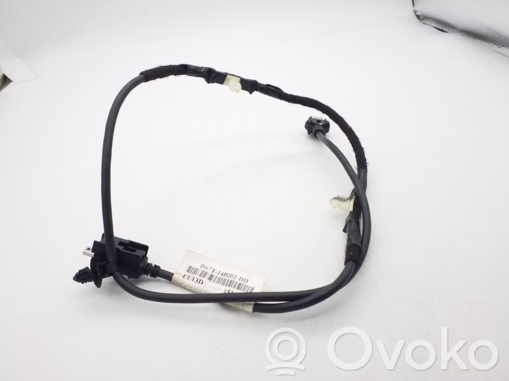 Ford Fusion II Enchufe conector USB 