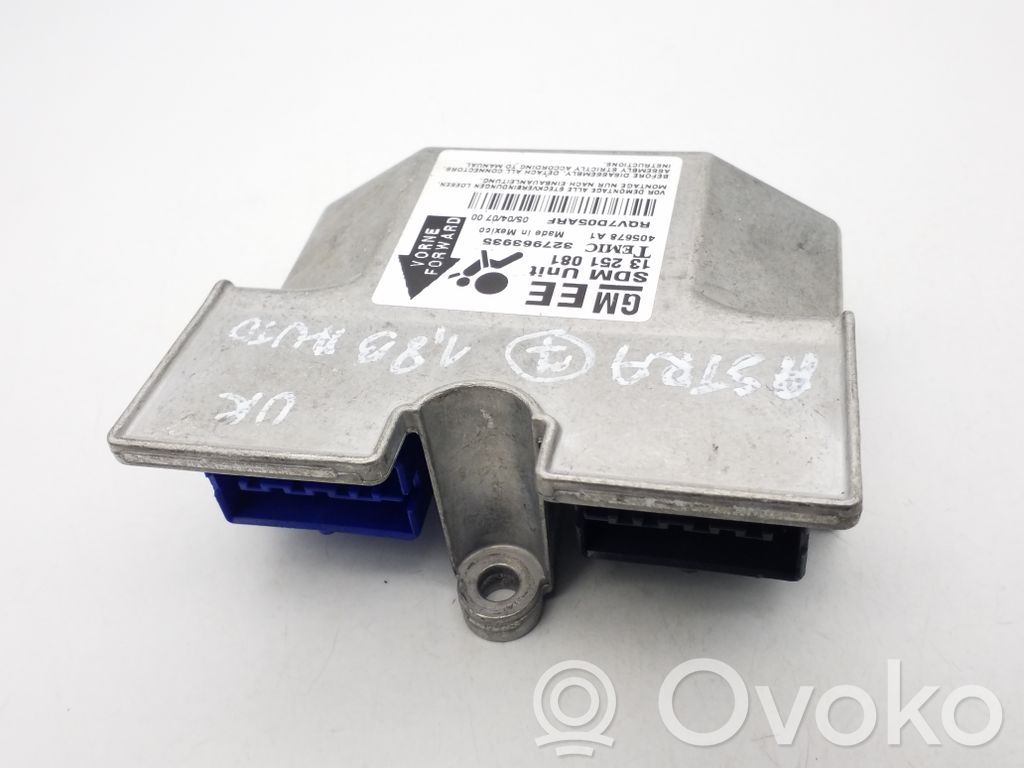 Opel Astra H Airbag control unit/module 