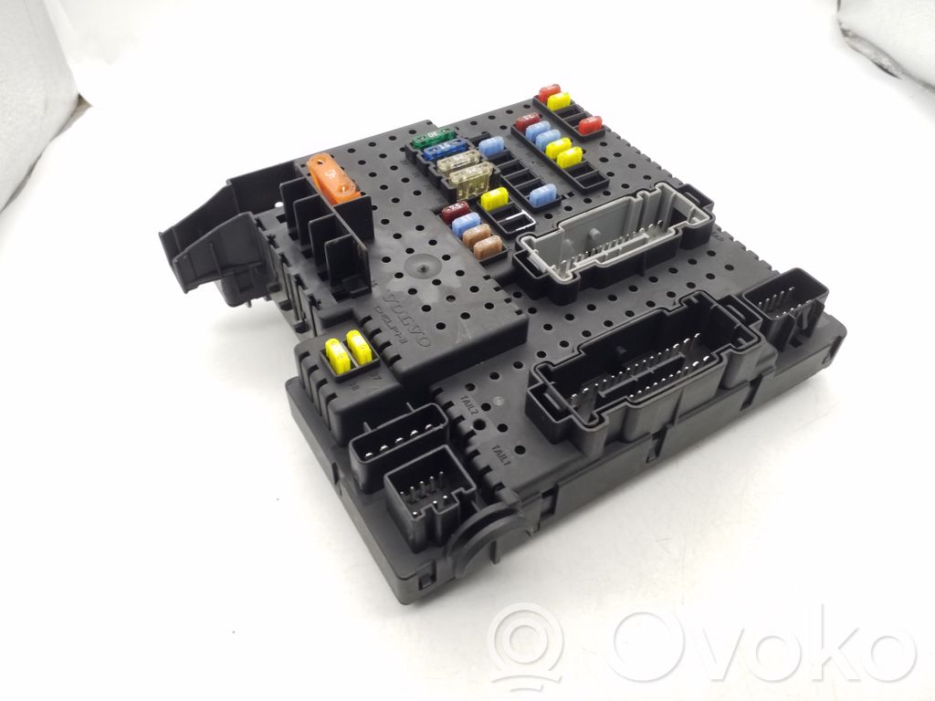 Volvo S80 Fuse module 
