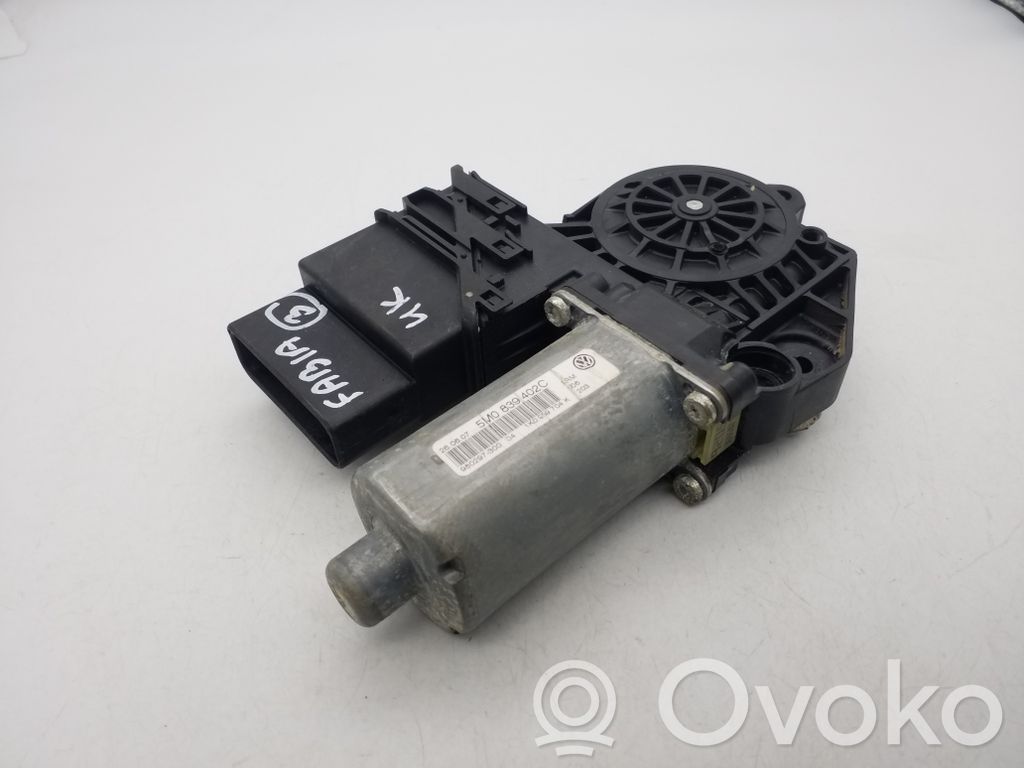 Skoda Fabia Mk1 (6Y) Silniczek podnoszenia szyby drzwi tylnych 