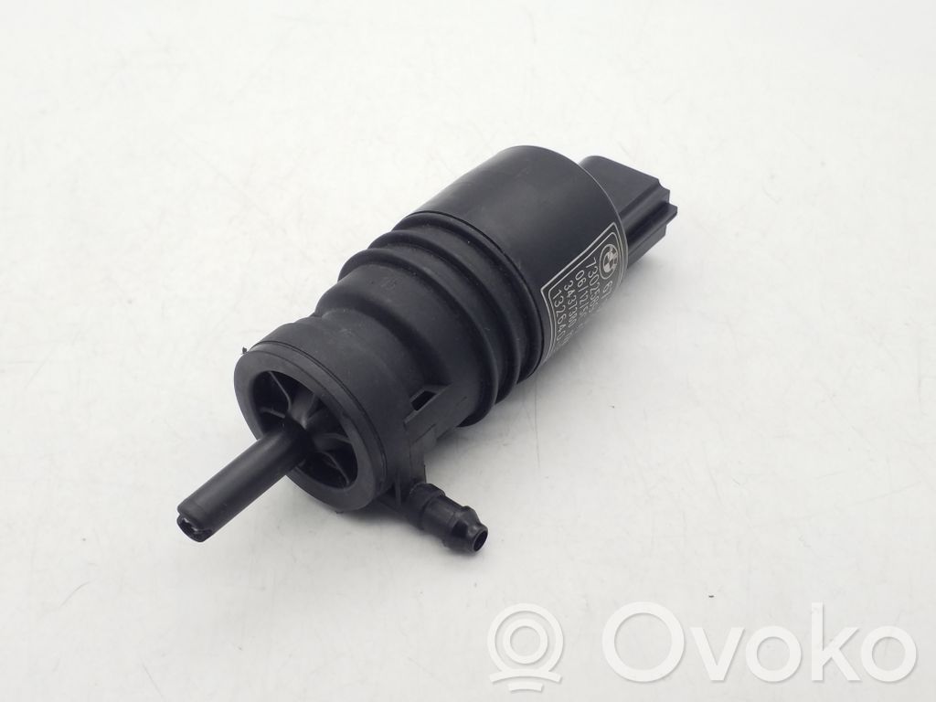 BMW 3 F30 F35 F31 Windscreen/windshield washer pump 