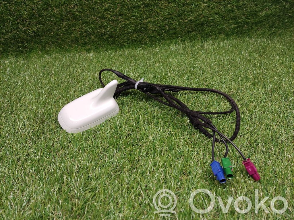 Audi A4 S4 B8 8K Antenna GPS 