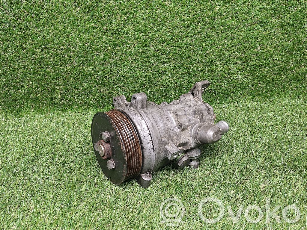 BMW 7 E65 E66 Vairo stiprintuvo siurblys 