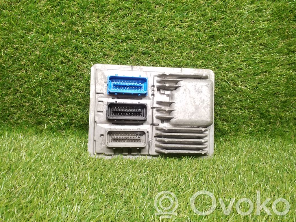Chevrolet Cruze II Engine control unit/module 
