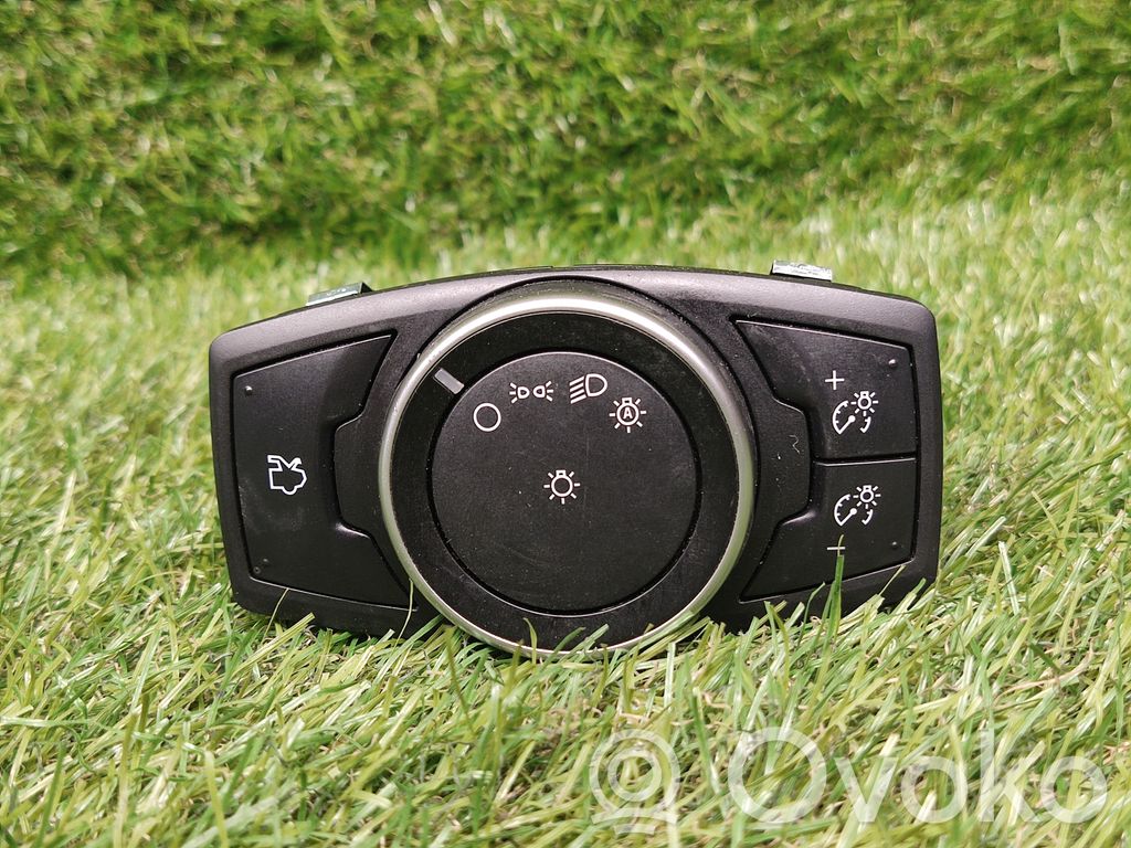 Ford Focus Light switch 