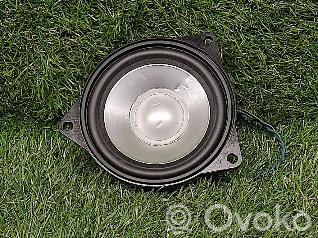 Panel speaker   9143121,6513914312101,61928910