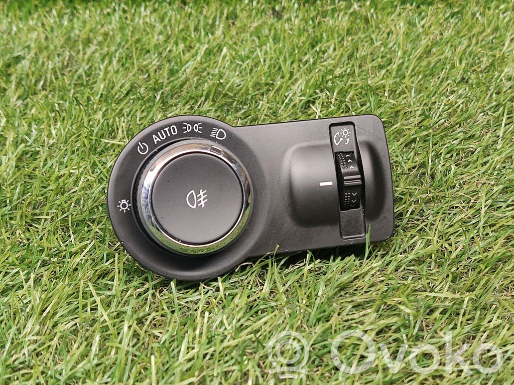 Buick Encore I Light switch 