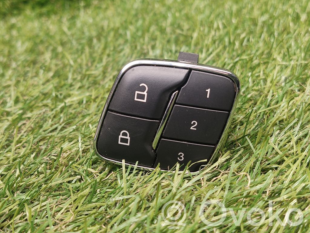 Ford Escape III Central locking switch button 