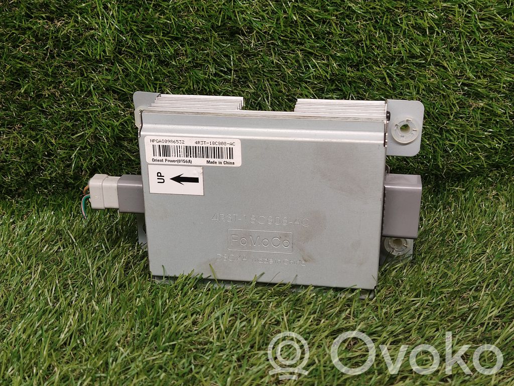 Ford Mustang V Amplificator sunet 