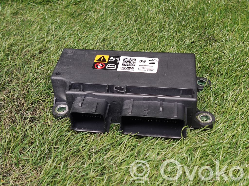 Buick Encore I Airbag control unit/module 