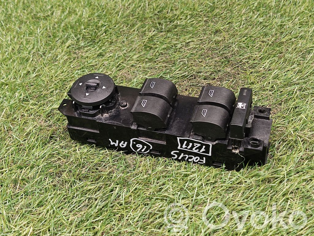 Ford Focus Electric window control switch 